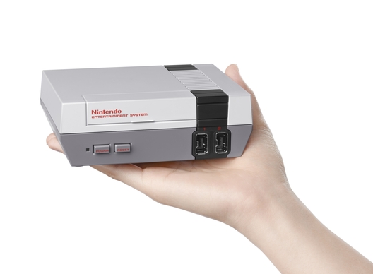 miniature nintendo nes