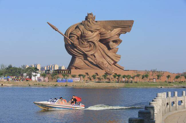 Statue Of Guan Yu 3