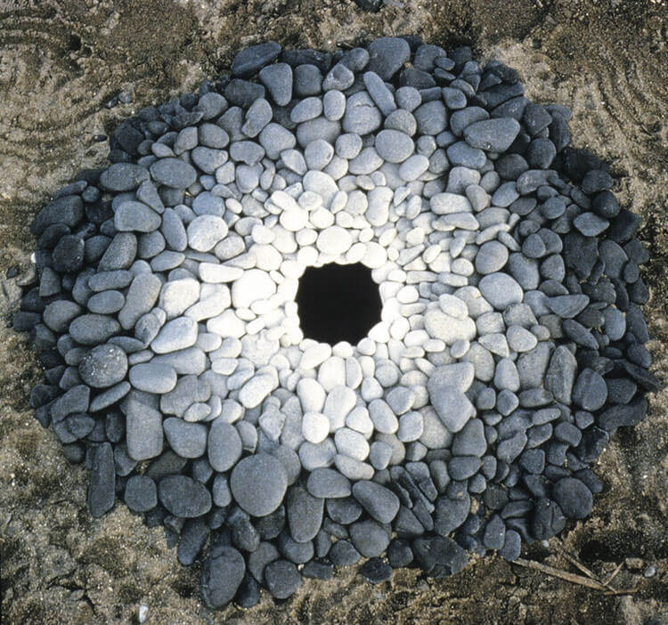 andy goldsworthy sculptures