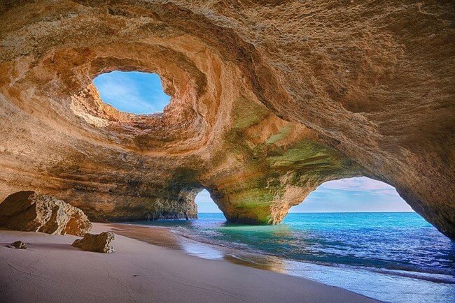 Unusual Beaches Around the World 8