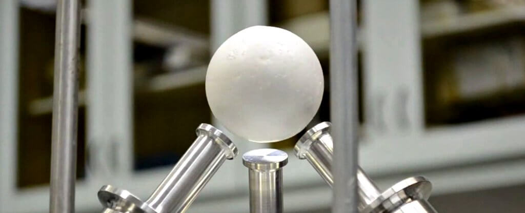 levitating ball with sound (1)