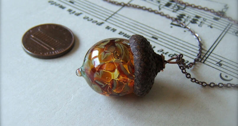 acorn necklace (1)