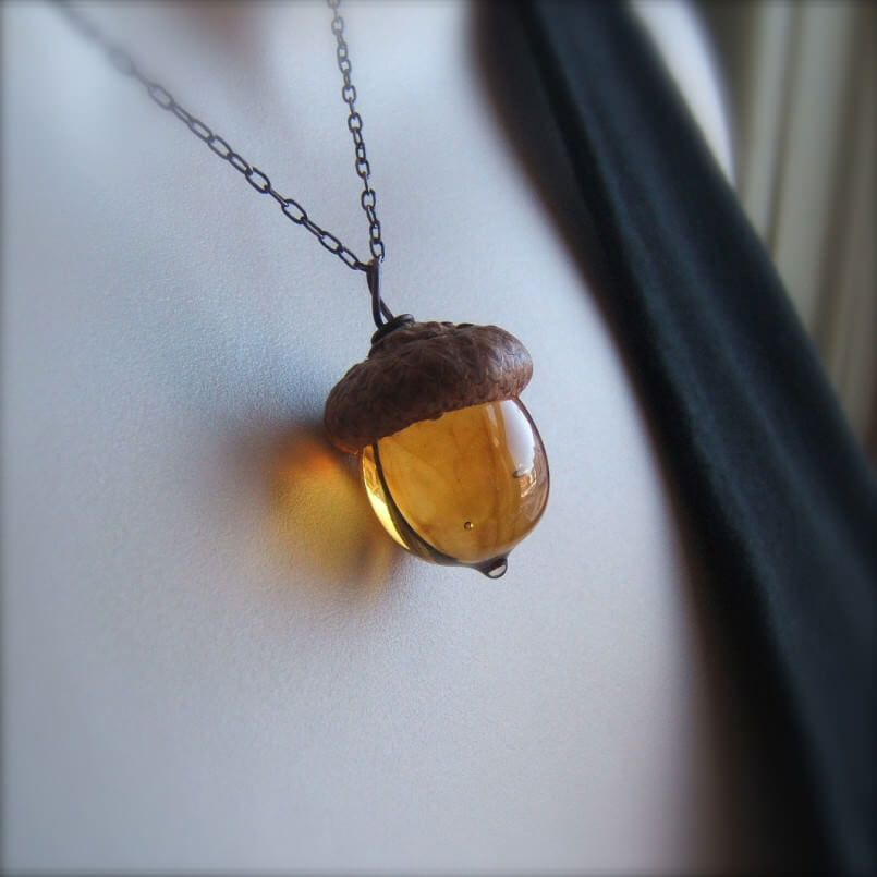 acorn necklace 2 (1)