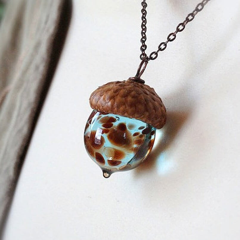 Beautiful Acorn Necklace Should Definitely Be On Your Christmas