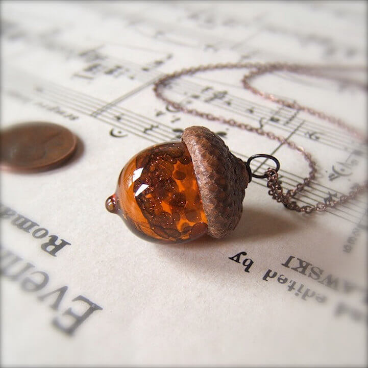 acorn pendants (1)