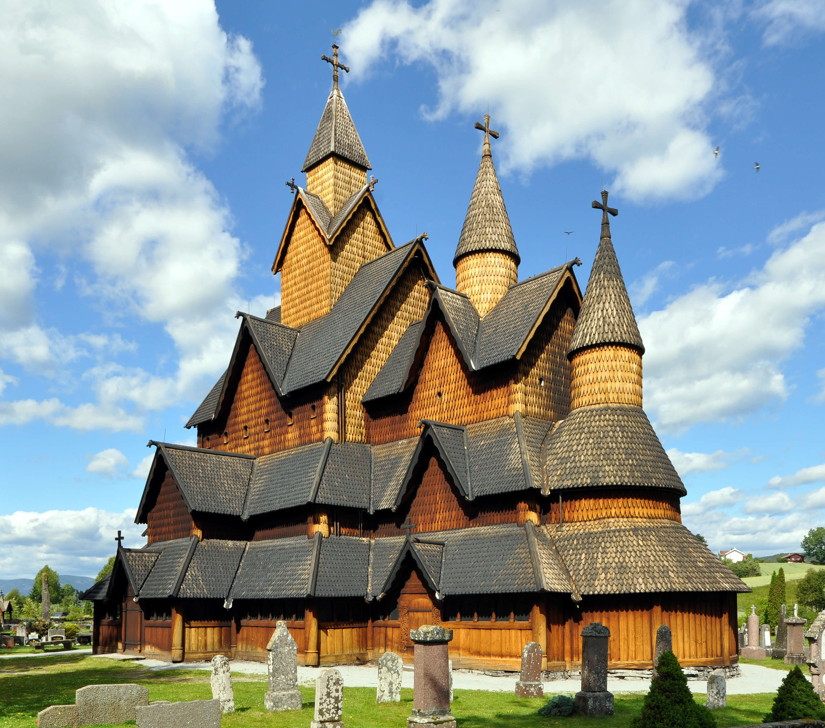 Wooden church. Heddal stavkirke. Ставкирка в Хеддале. Мачтовая Церковь Норвегия. Ставкирка Боргунд Норвегия.