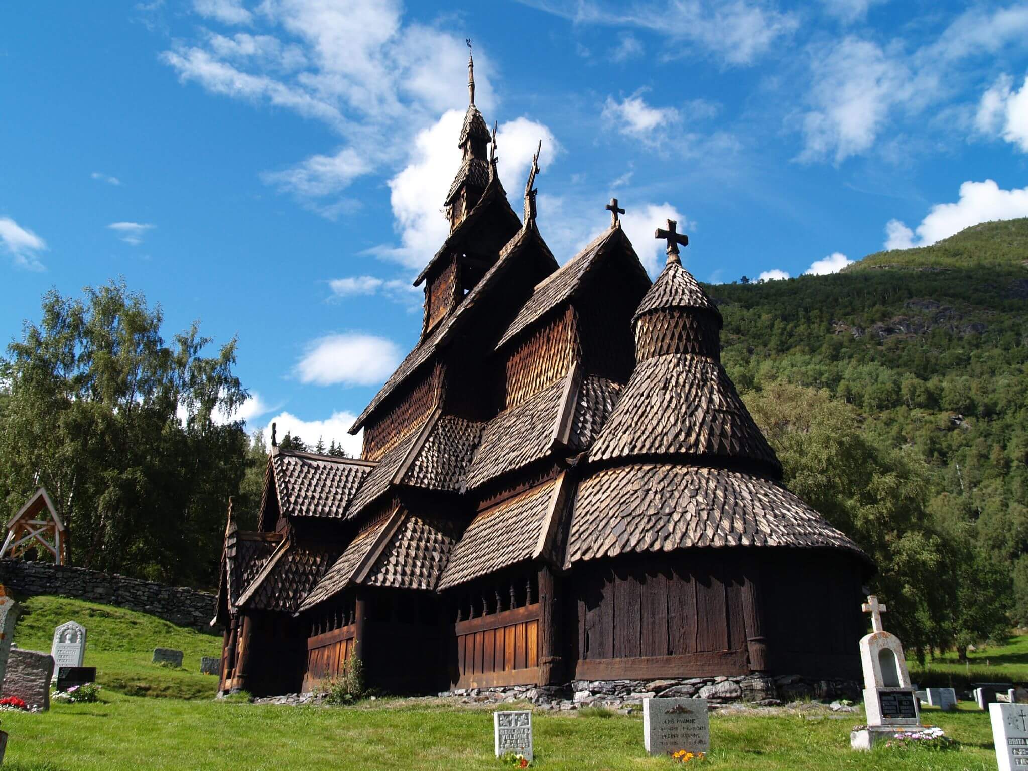 800 year old stave church 5 (1)