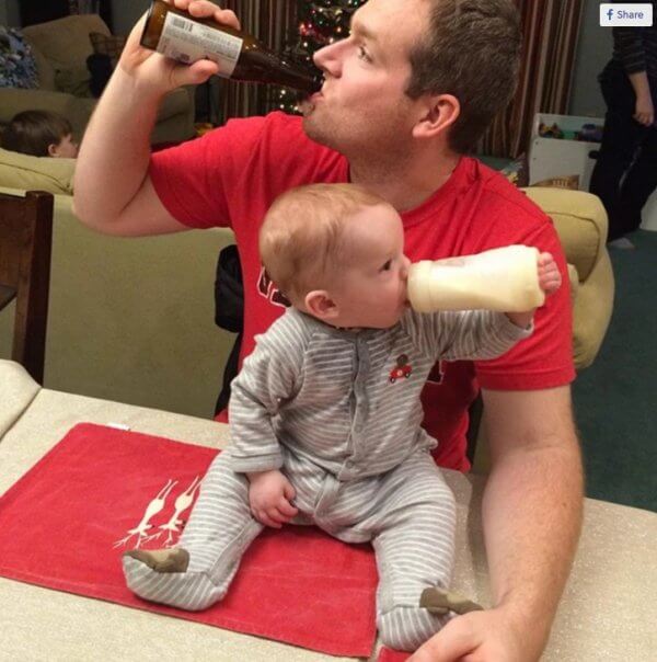 awesome pictures - dad and baby drinking together