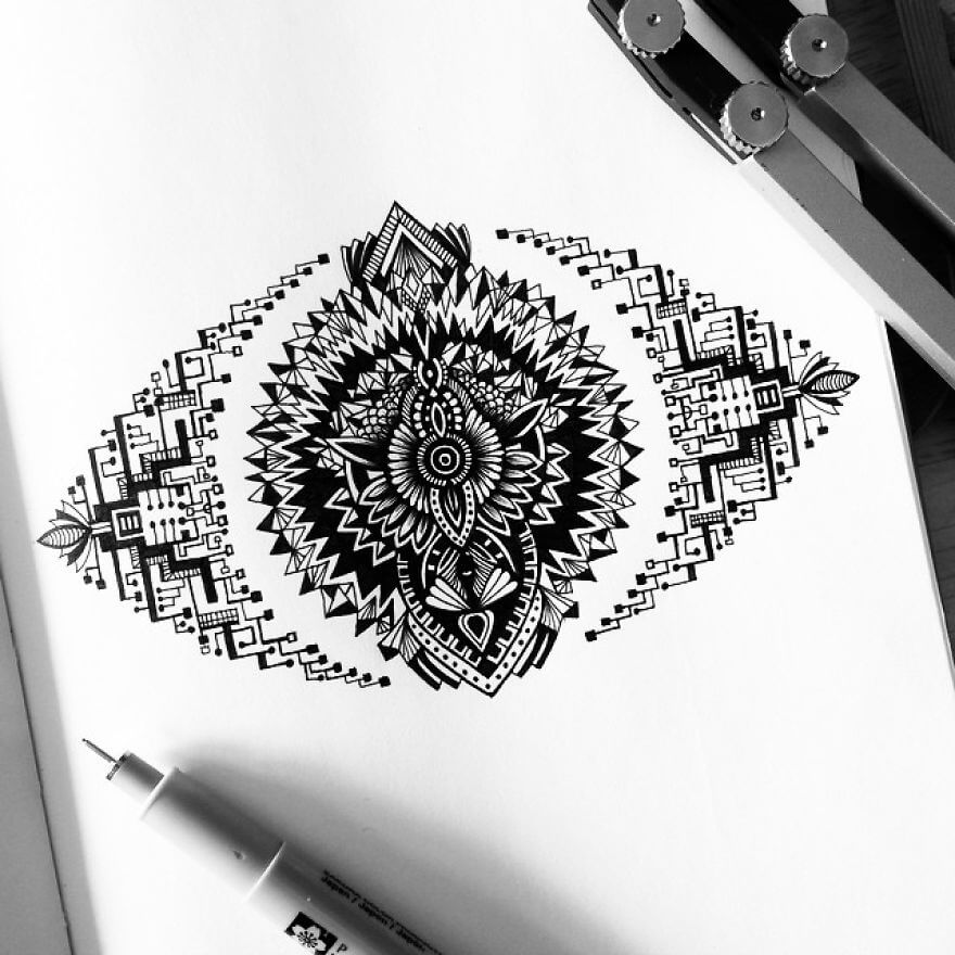 22 Detailed Drawings Created By An Obsessed And Talented Artist