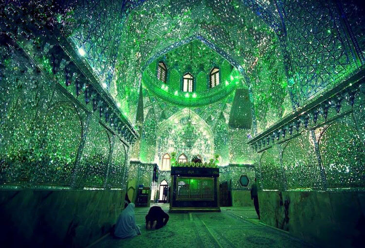 shah cheragh mosque (1)