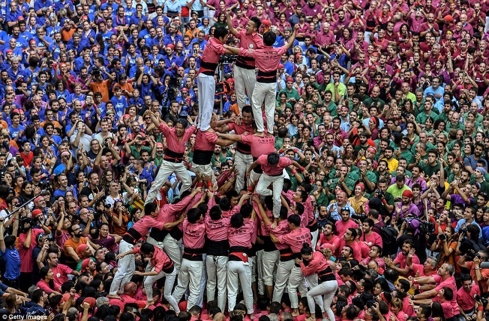 the human tower 7 (1)