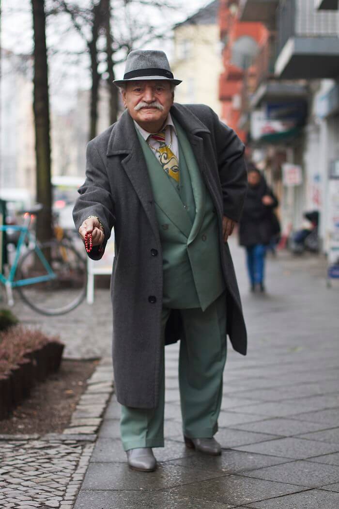 83 year old tailor different suit every day 4 (1)