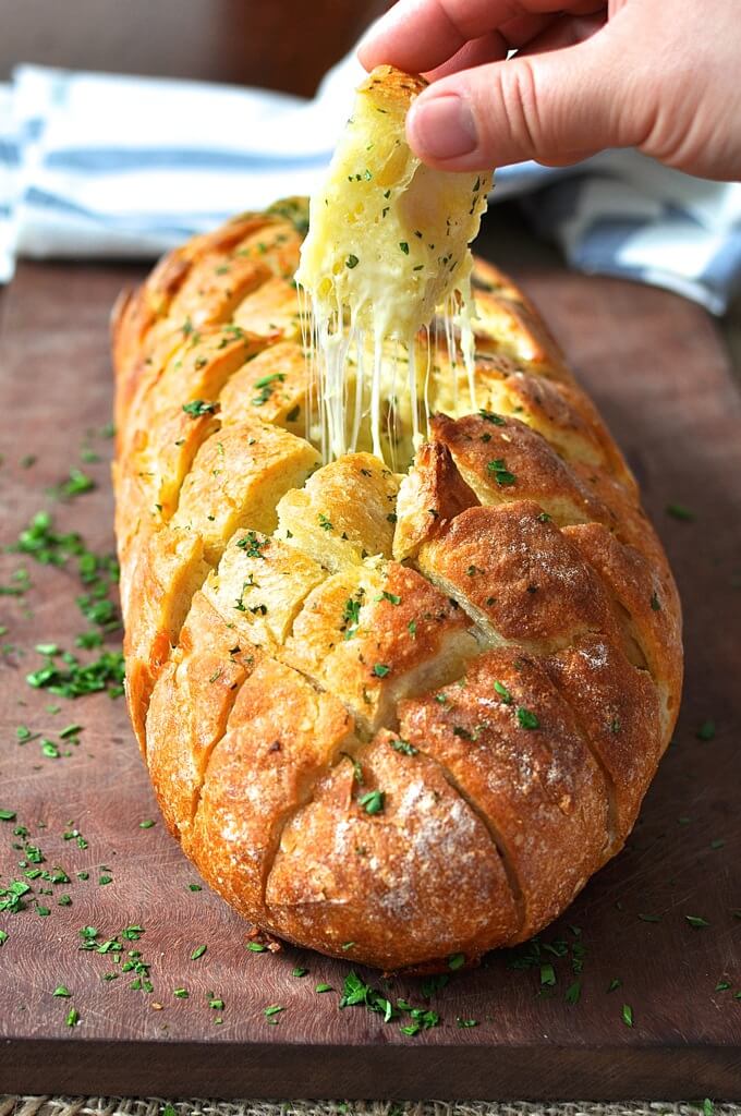 This Cheesy Garlic Bread Recipe Is Divine And Should Win An Award