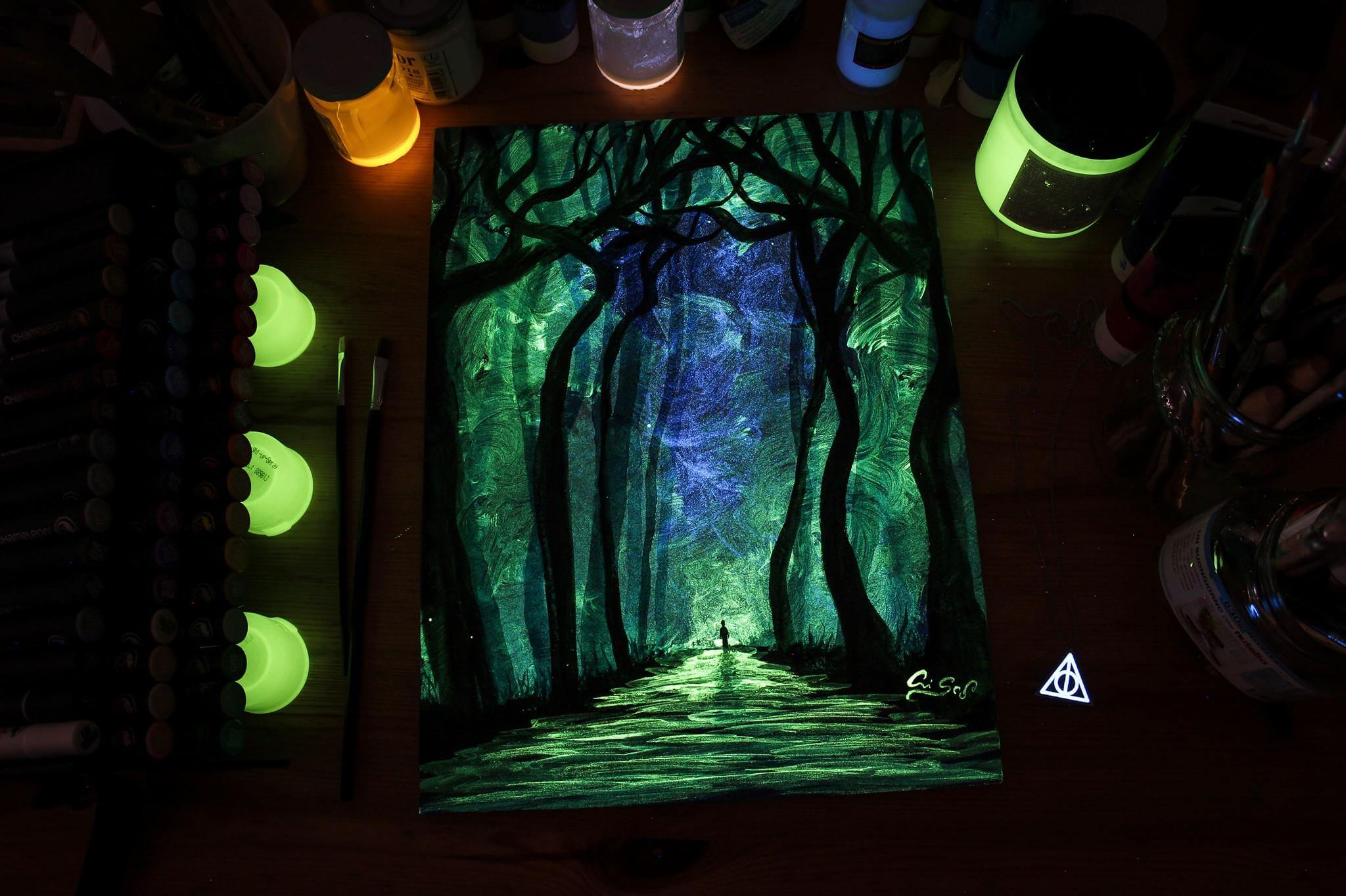 Italian Artist Crisco Glow In The Dark Paintings Look Dazzling