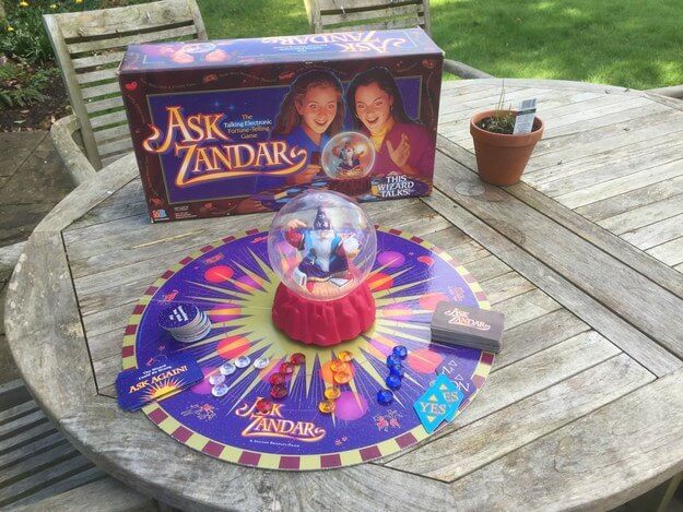 26 90s Board Games From Your Childhood You Wish You Could Play Right Now