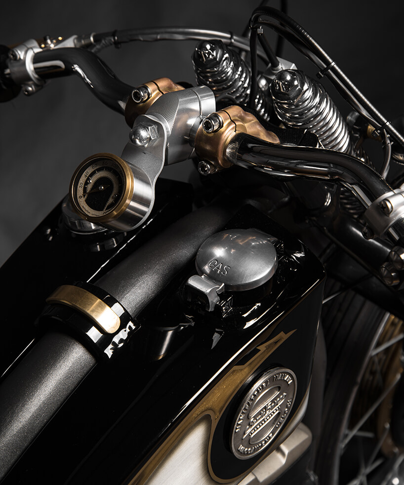 South Garage Harley Davidson Sportster 882 Is a Thing Of Beauty