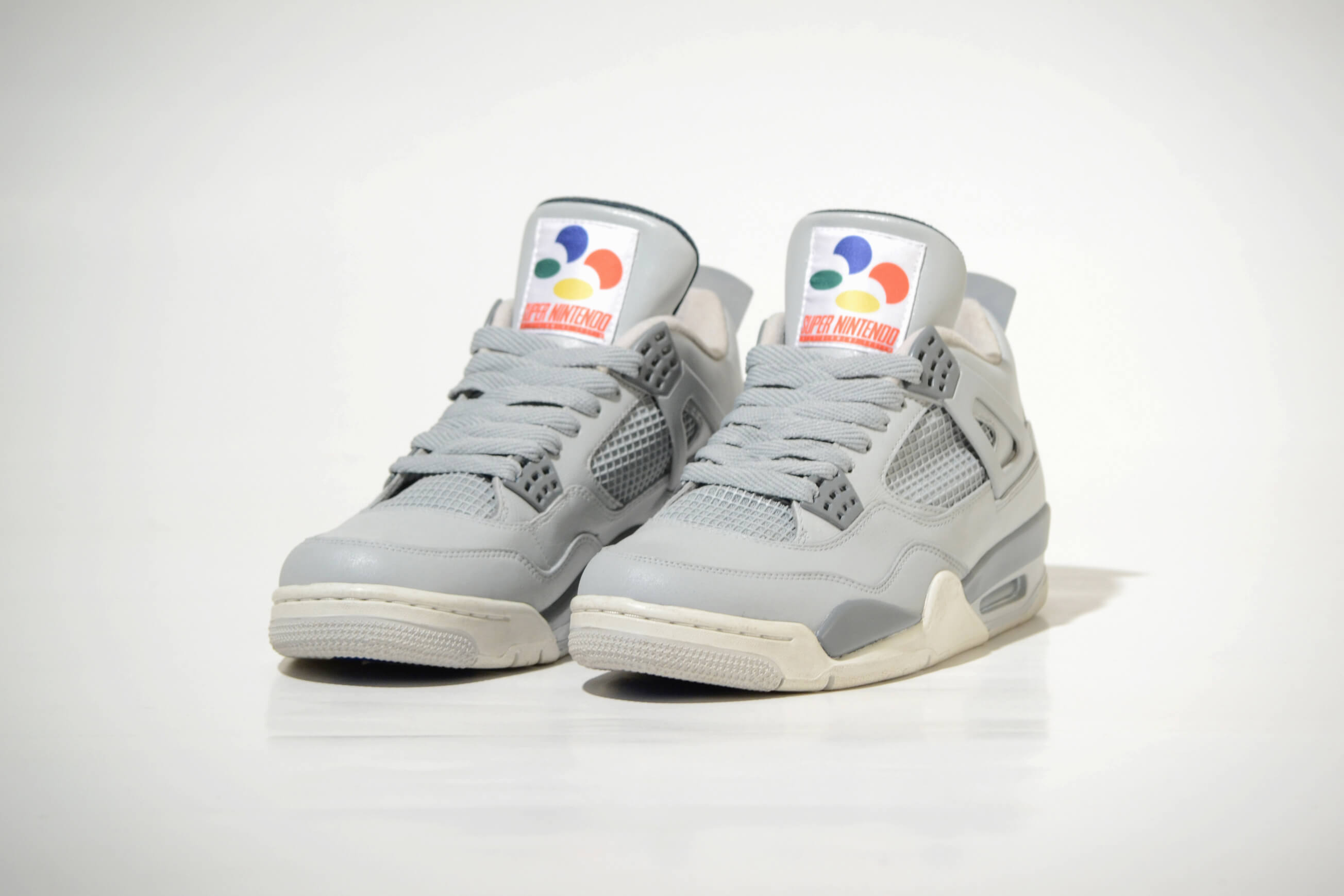 Super Nintendo Sneakers good (1)