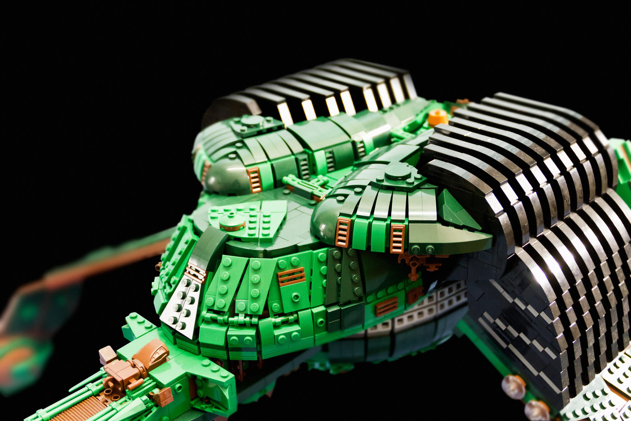 LEGO Klingon Bird Of Prey Built From 25,000 LEGO Bricks