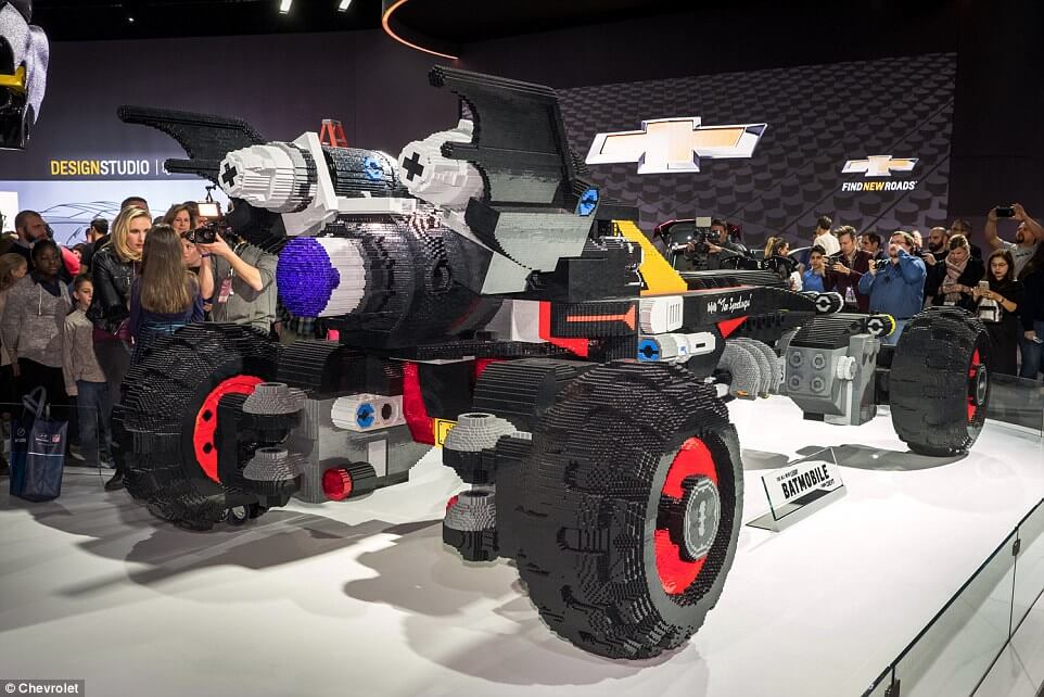 life size lego batmobile 10 (1)