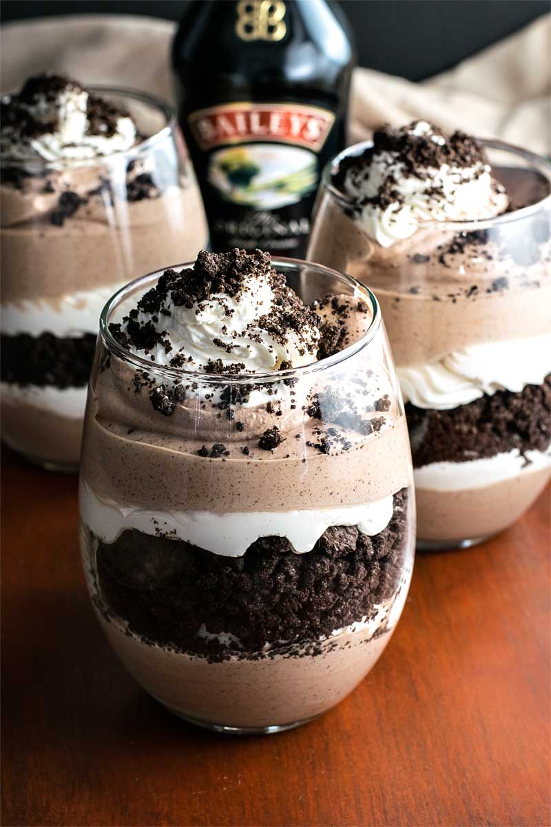 baileys cookies and cream parfaits (1)