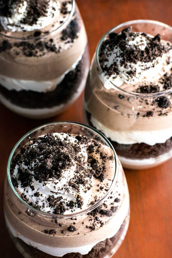 This Baileys Cookies And Cream Parfaits Recipe Will Knock Your Socks Off