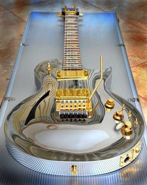 incredible guitars 24 (1)