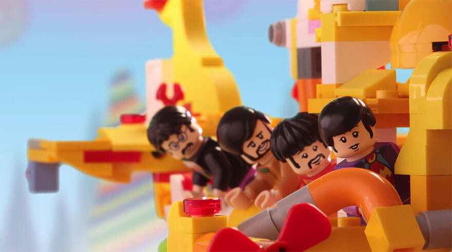 lego yellow submarine (1)