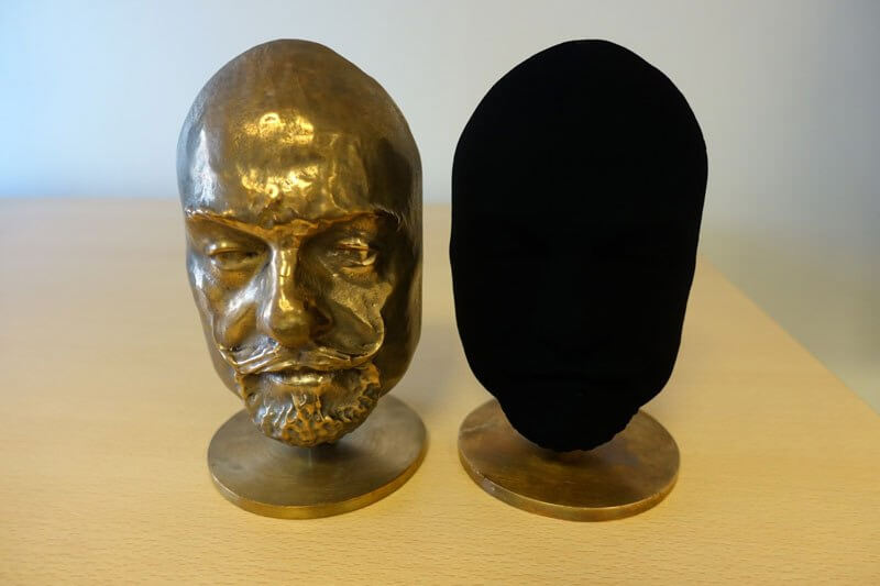 Vantablack blackest black 2 (1)