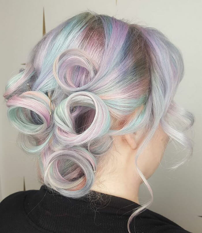 36 Beautiful Holographic Hair Trend Pictures That Are So 