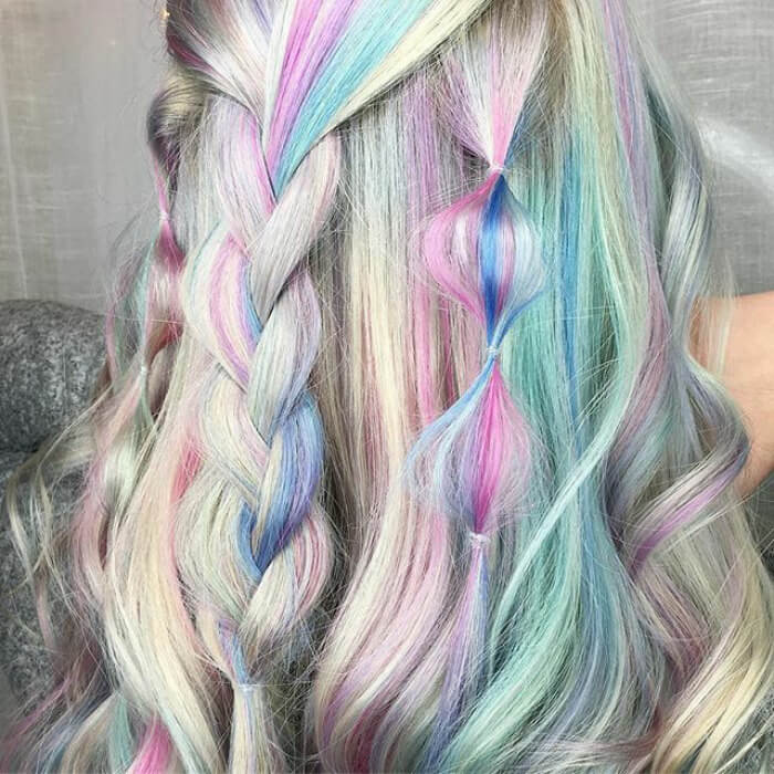 36 Beautiful Holographic Hair Trend Pictures That Are So 