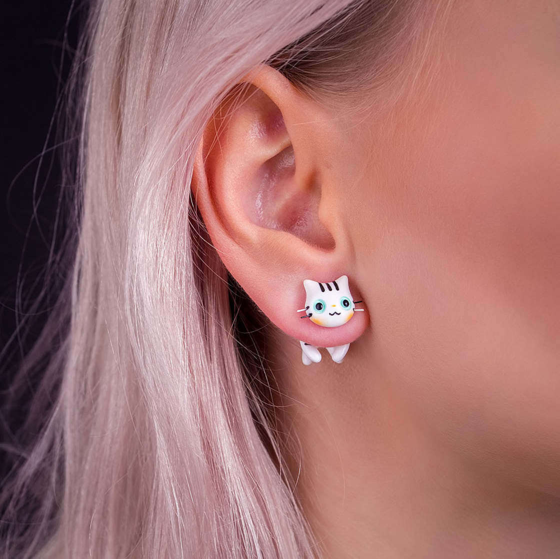 Rita Creates Adorable Cat Earrings That Will Make You Meow So Hard