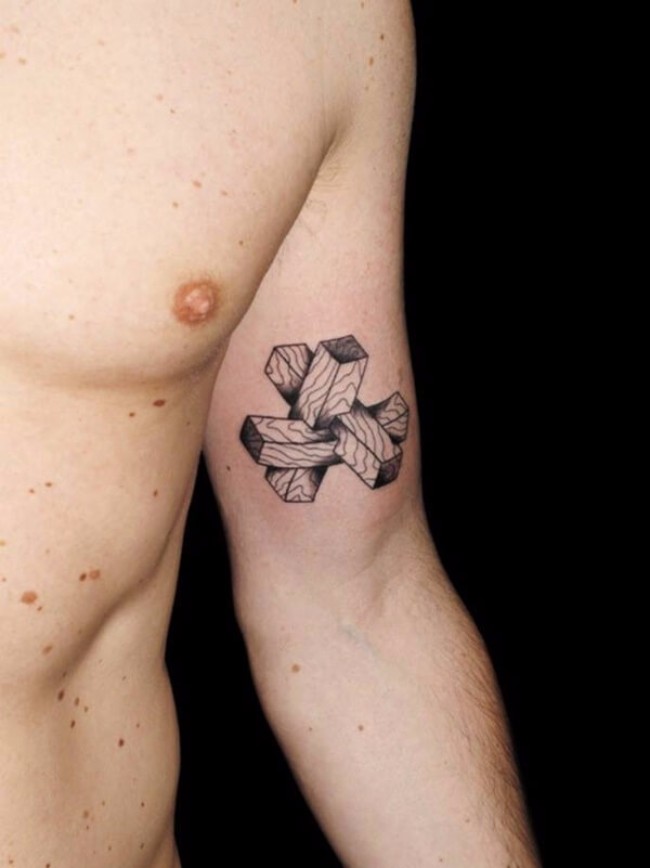 geometric tattoos 39