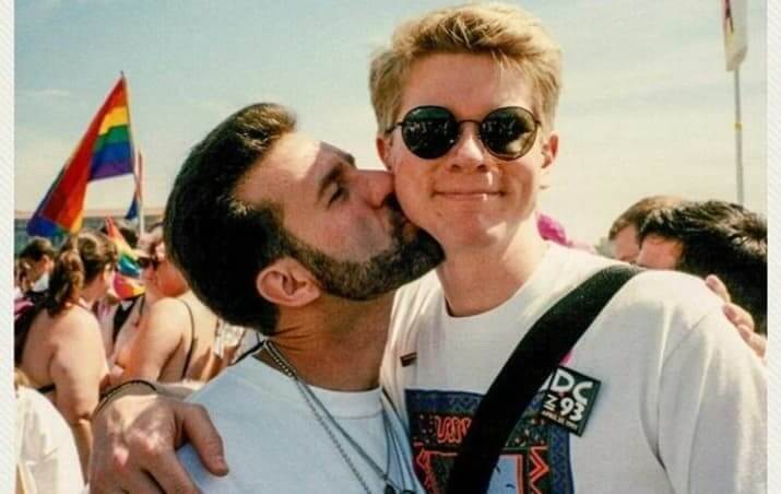 Gay Couple Re-Created Their Pride Photo 24 Years Later 2