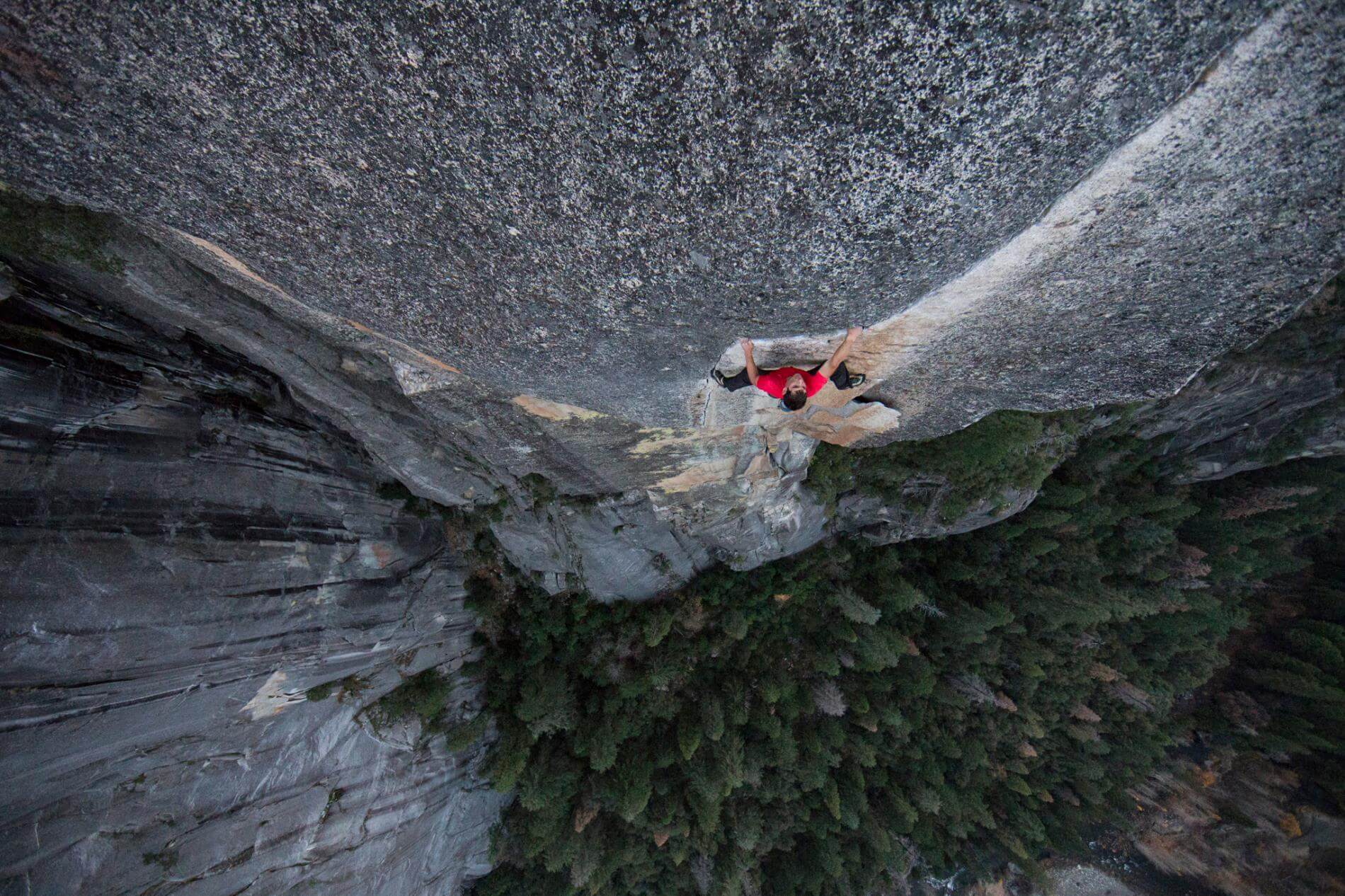 Alex Honnold Made History As The First Ever To Scale Yosemite And Its 3000 Ft El Capitan 