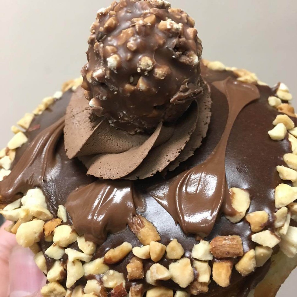 Colorado Donuts Is a Donuts Heaven And Where i Want To Go When i Die