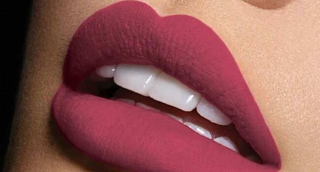 5 Extremely Useful Beauty Lipstick Tricks!