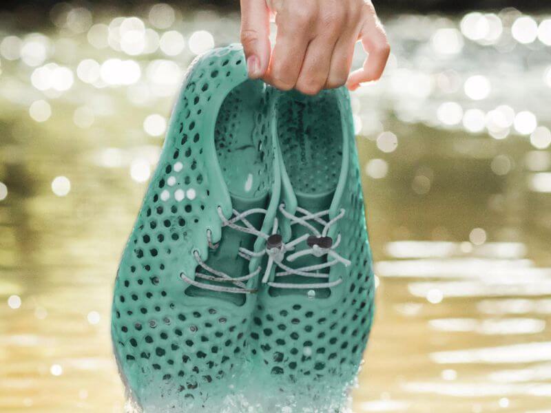 Sustainable Sneakers made of algae 4