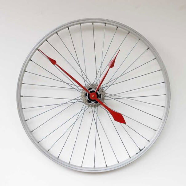 Cool Clock Made From A Recycled Bike Wheel