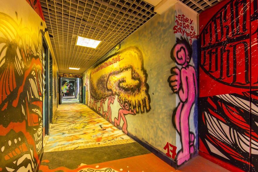graffiti artists rehab2 paris 45