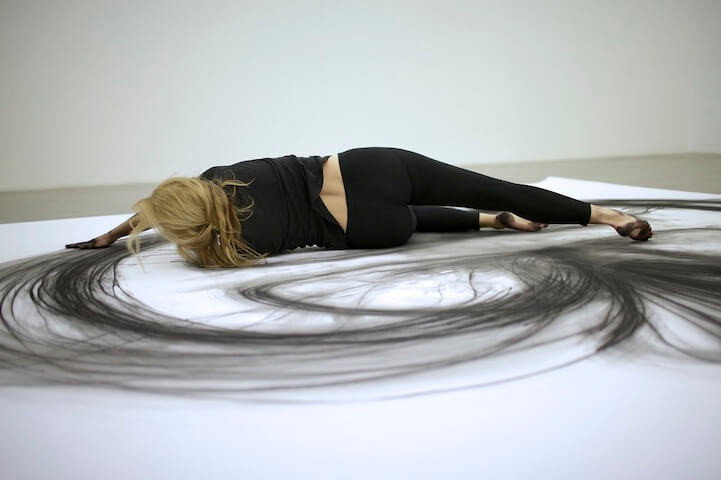 heather hansen beautiful charcoal drawings 5