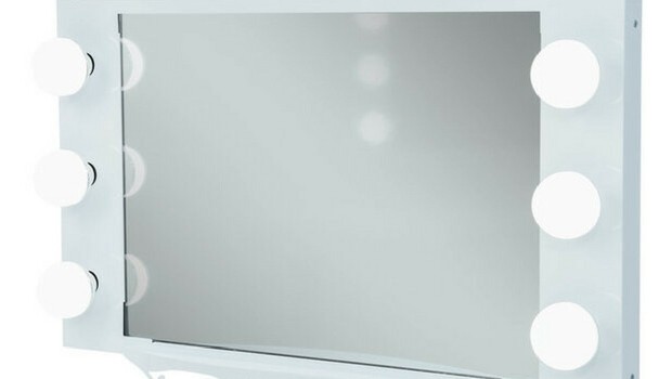 9 Lighted Makeup Mirrors That Will Make It A Lot Easier For You - Vanity Girl Hollywood Starlet Lighted Tabletop Mirror 9 Lighted Makeup Mirrors That Will Make It A Lot Easier For You - Vanity Girl Hollywood Starlet Lighted Tabletop Mirror
