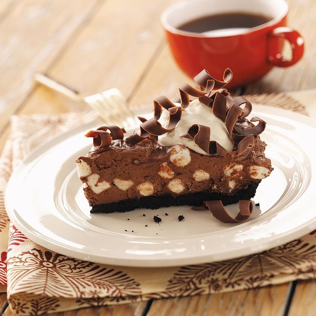 Chocolate Pie With Marshmallows