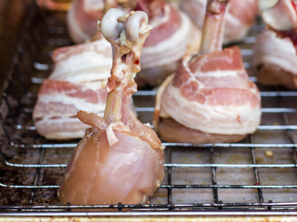 chicken legs wrapped in bacon 3 (1)
