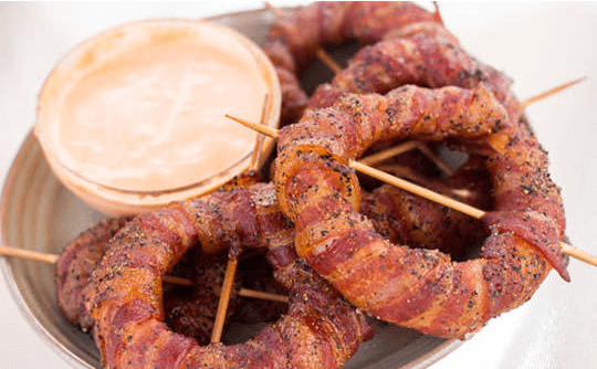 bacon wrapped onion rings 7 (1)