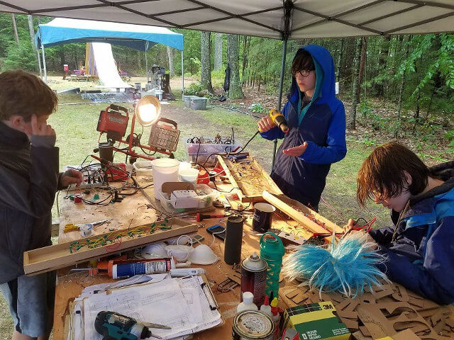 kids build space station in woods camp 8 (1)