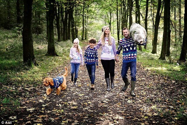 matching Christmas jumpers for pets and owners 1 (1)