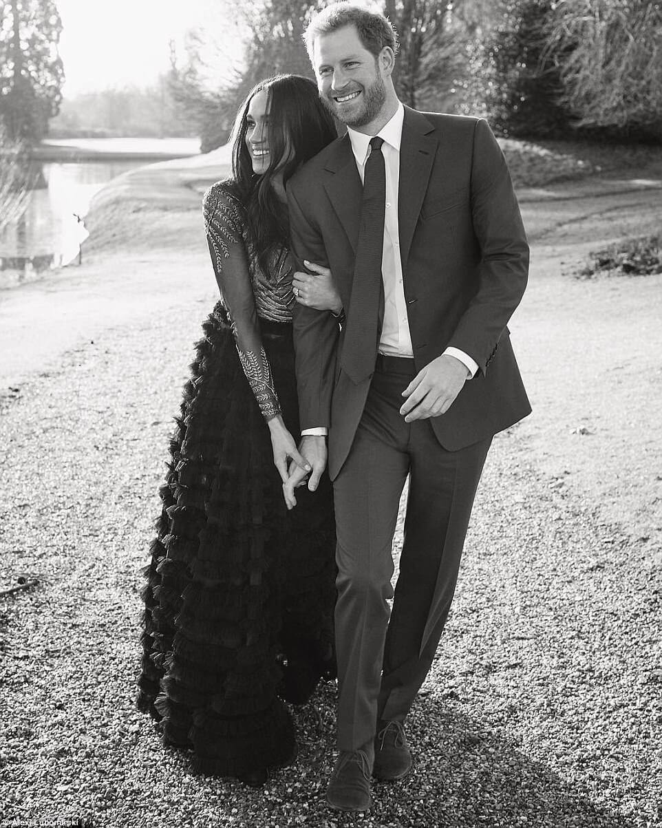 prince harry meghan markle engagment photos 1 (1)