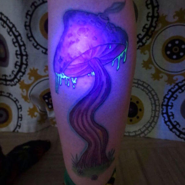 tattoos that glow 35 (1)