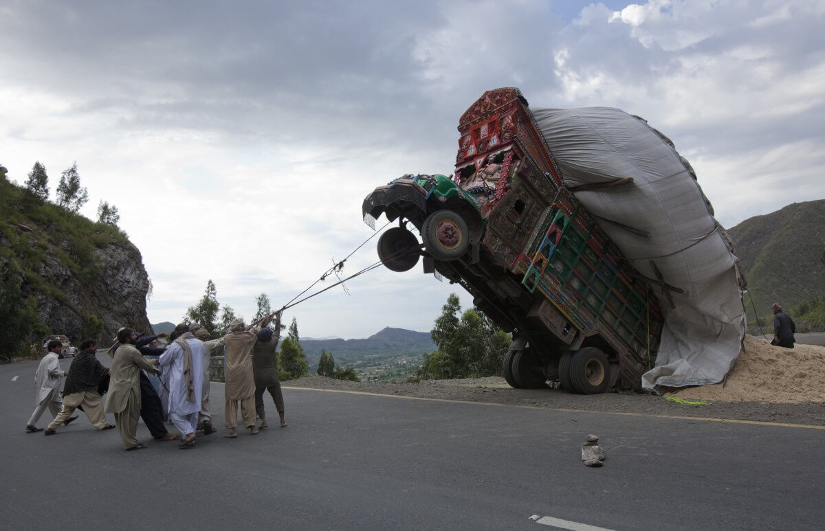 overloaded truck rim