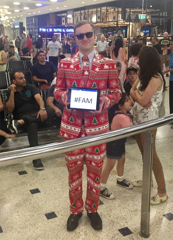 airport pick signs funny hilarious sign welcoming lady grandma embarrassing re believe young